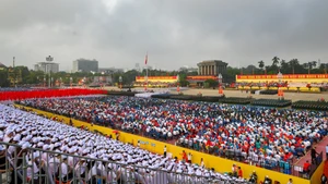 [Foto] Panorámica del desfile militar y civil por del 80º aniversario de la Revolución de Agosto y del Día Nacional de Vietnam
