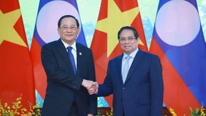 Vietnam y Laos refuerzan vinculación estratégica