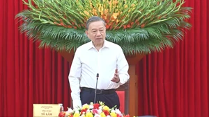 El secretario general del Partido Comunista de Vietnam, To Lam, habla en el evento. (Foto: Nhan Dan)