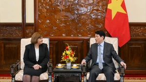 [Foto] Presidente vietnamita recibe a embajadora de Egipto