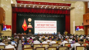 En el evento (Foto: daibieunhandan.vn)