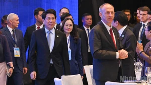 [Foto] Presidente vietnamita preside banquete en honor de delegaciones a ceremonia de firma de la Convención de Hanói
