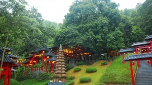 La belleza serena de la pagoda Cay Thi en la provincia vietnamita de Ninh Binh