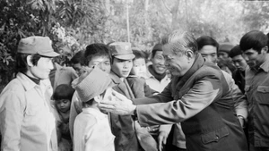 Difunto secretario general Nguyen Van Linh, un líder 'leal a la Patria y devoto al pueblo'