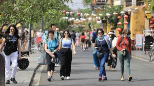 [Vídeo] Vietnam bate su récord de turistas extranjeros este verano