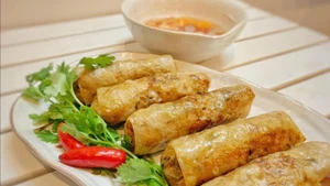 Nem, plato popular de Vietnam (Foto: VNA)