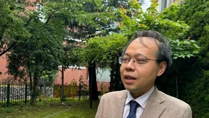 El profesor Pham Nam Hai, subdirector del Departamento de Electrónica del Instituto de Ciencia de Tokio en Japón (Foto: VNA)