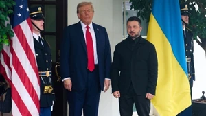 El presidente estadounidense, Donald Trump, recibe a su par ucraniano, Volodímir Zelenski, en Washington el 18 de agosto. (Foto: Xinhua/VNA)