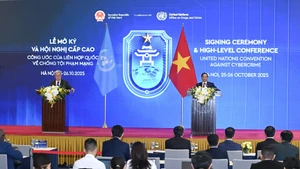 En la panorama de la conferencia de prensa entre el primer ministro de Vietnam, Pham Minh Chinh, y el secretario general de las Naciones Unidas, António Guterres, tras la firma de la Convención de Hanói. (Foto: Nhan Dan)