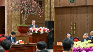 El secretario general To Lam interviene en el encuentro con el Comité partidista, a las autoridades y al pueblo de Hanói. (Foto: Nhan Dan)