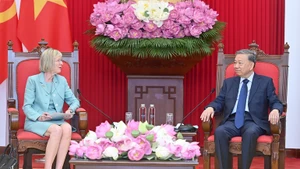 [Foto] Líder partidista de Vietnam recibe a embajadora de Australia