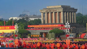 [Foto] Ambiente festivo en la plaza de Ba Dinh en el Día Nacional