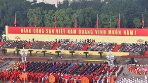 [Vídeo] Actuación de tambores da inicio a la ceremonia por el 80º aniversario del Día Nacional de Vietnam