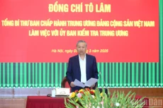 El secretario general del Partido Comunista de Vietnam, To Lam, interviene en la reunión. (Foto: Nhan Dan)