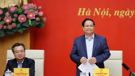 El primer ministro Pham Minh Chinh habla en la cita (Foto: Nhan Dan)