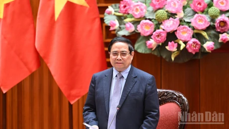 El primer ministro de Vietnam, Pham Minh Chinh, habla en el evento. (Foto: Nhan Dan)