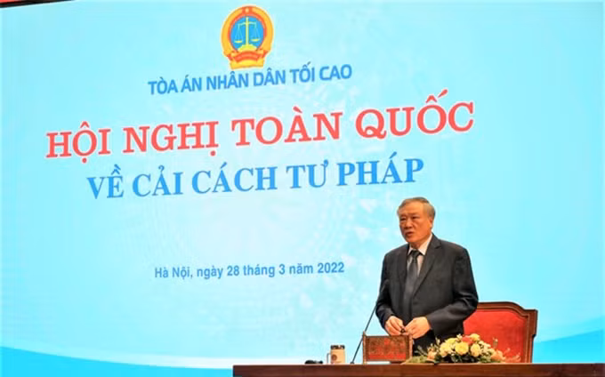 El presidente del Tribunal Popular Supremo de Vietnam, Nguyen Hoa Binh. (Fotografía: VNA)