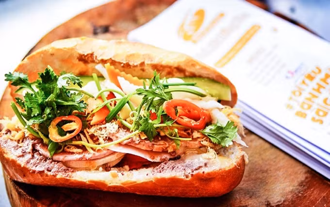Banh mi de Vietnam entre los mejores platos de desayuno de Asia. (Fotografía: VNA)