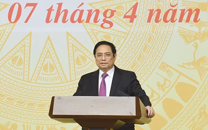 El primer ministro de Vietnam, Pham Minh Chinh, interviene en la reunión. (Fotografía: Nhan Dan)