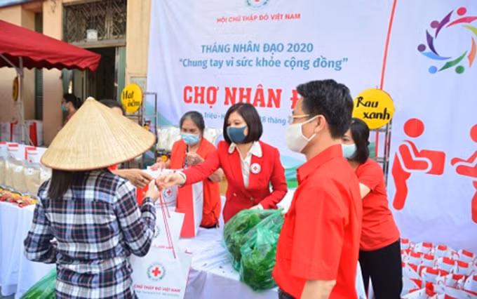 Modelo "Mercado Humanitario" de la Cruz Roja de Vietnam.