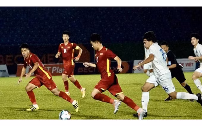 Vietnam jugará contra Malasia en la final del torneo internacional de fútbol. (Fotografía: VNA)