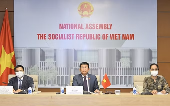 La delegación vietnamita asiste a la reunión. (Fotografía: quochoi.vn)