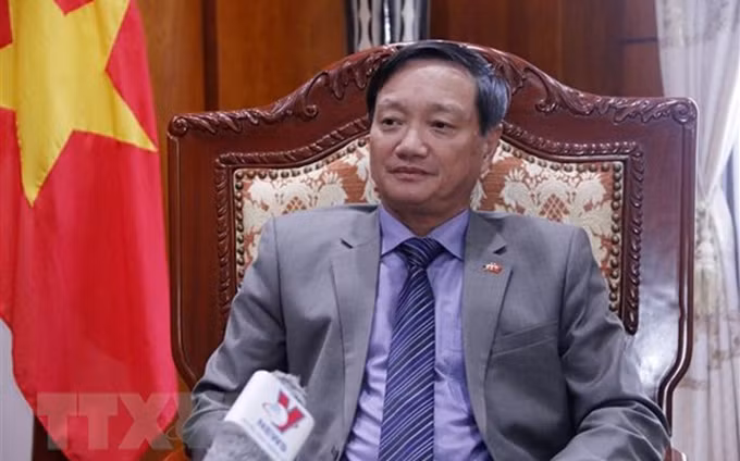 El embajador de Vietnam en Laos, Nguyen Ba Hung, en la entrevista concedida a la Agencia Vietnamita de Noticias. (Fotografía: VNA) 
