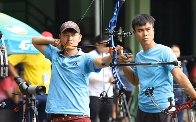 El atleta Nguyen Van Day (I) (Fotografía: vtv.vn)