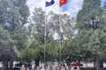 Los embajadores de los países de la Asean en Pekín y el secretario general del Centro China-Asean posan para una foto de grupo. Foto: (VNA)