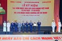 [Foto] Ceremonia conmemorativa con motivo del centenario de la Prensa Revolucionaria de Vietnam