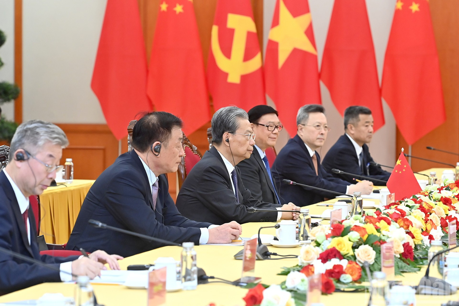 El presidente del Comité Permanente de la Asamblea Popular Nacional de China, Zhao Leji, habla en la cita.
