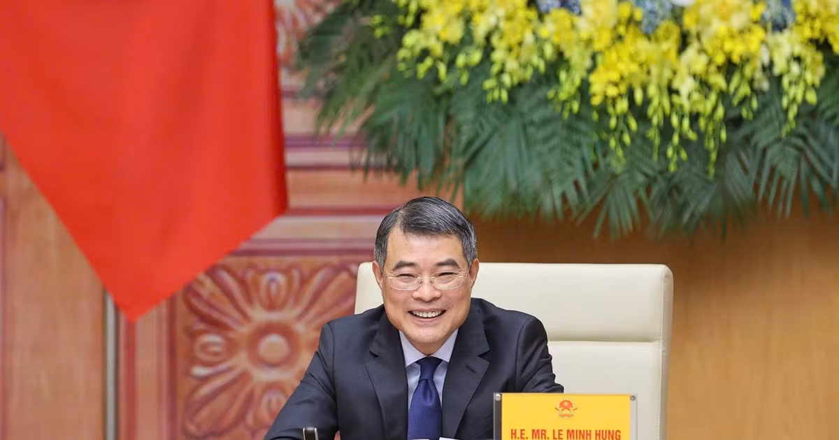 [Foto] Premier vietnamita pronuncia un discurso en Cumbre ampliada de AZEC