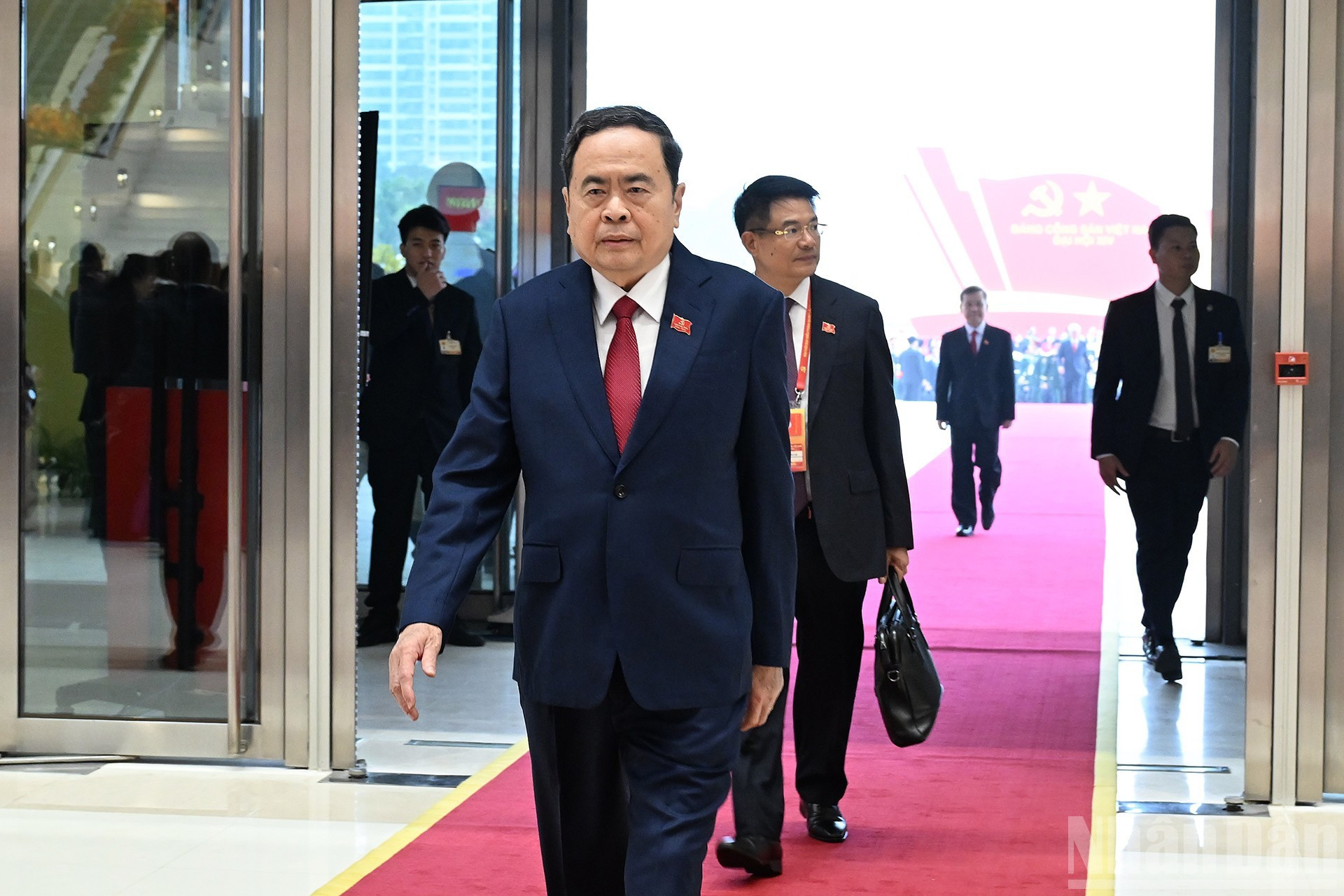 El presidente de la Asamblea Nacional de Vietnam, Tran Thanh Man, asiste al evento.