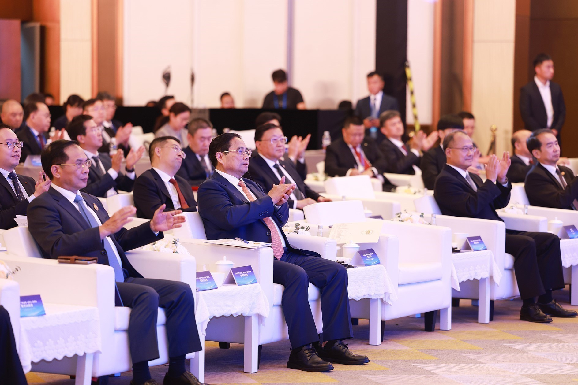 El premier vietnamita Pham Minh Chinh asiste al evento. El premier vietnamita Pham Minh Chinh asiste al evento.