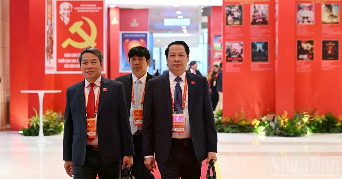 [Foto] Delegados asisten a la sesión inaugural del XIV Congreso Nacional del Partido Comunista de Vietnam