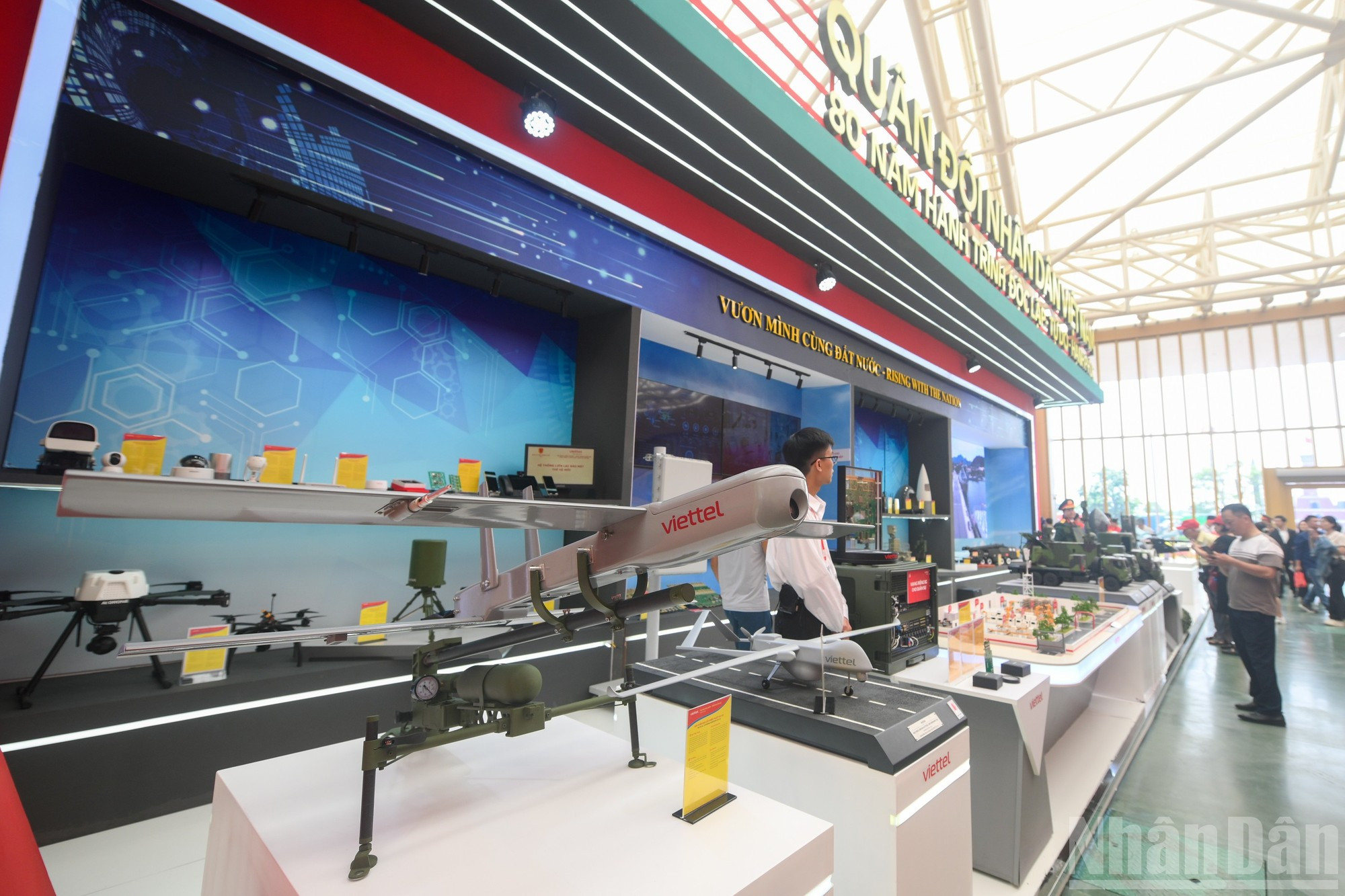 Modelo de dron (UAV) fabricado por Vietnam.