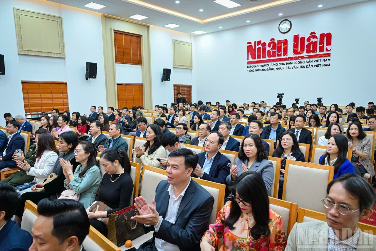 Asistentes a la conferencia.