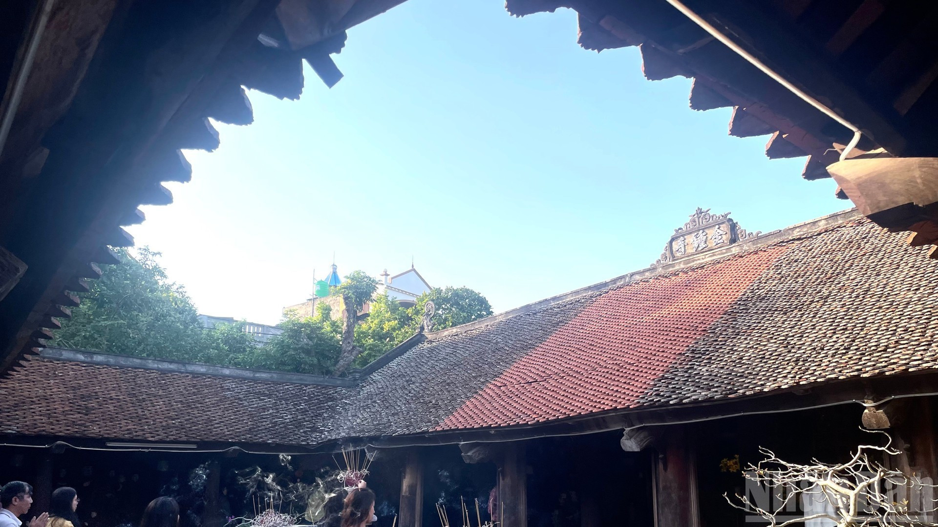 Interior de la pagoda Chuong.