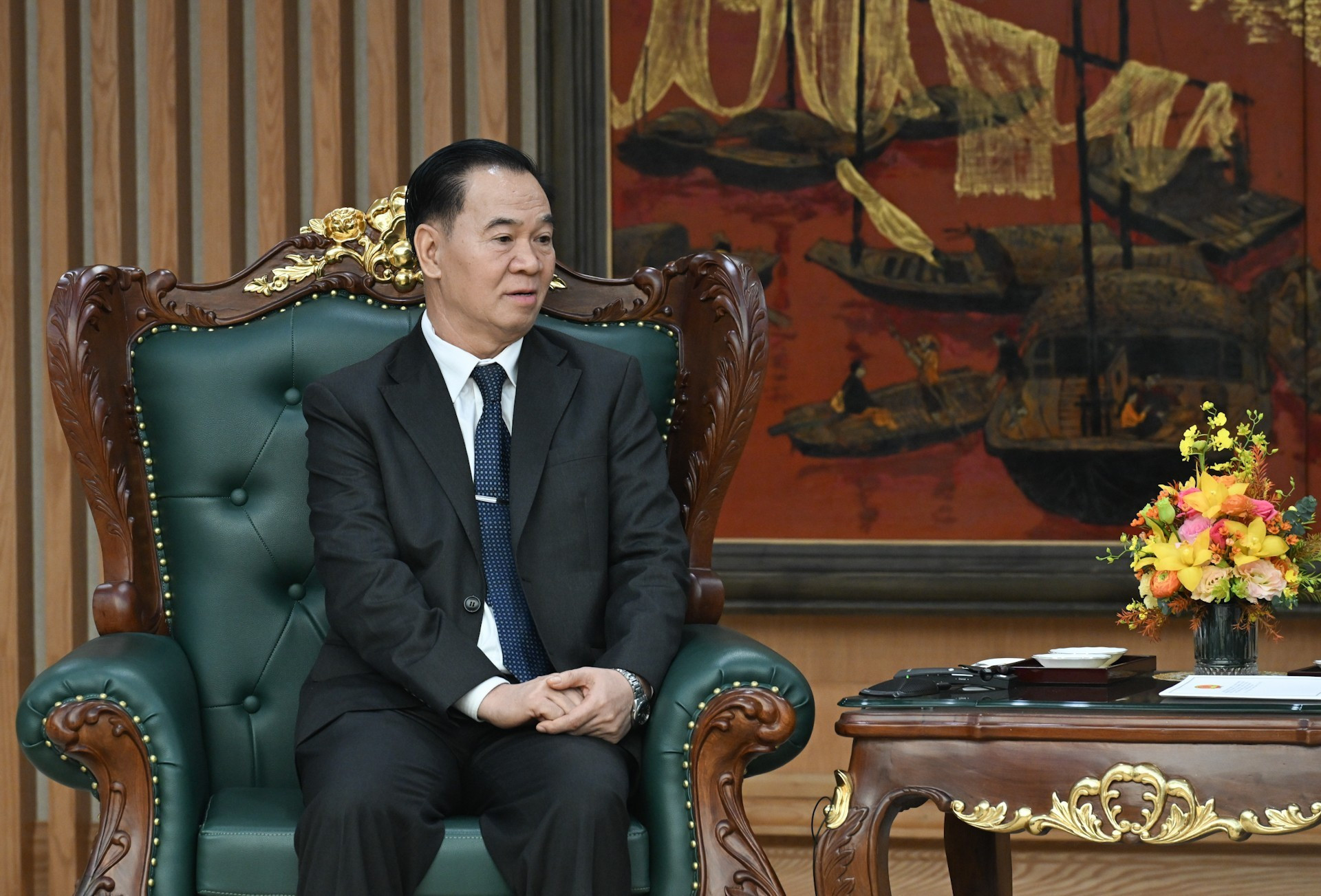 El ministro de Educación y Deportes de Laos, Thongsalith Mangnormek.