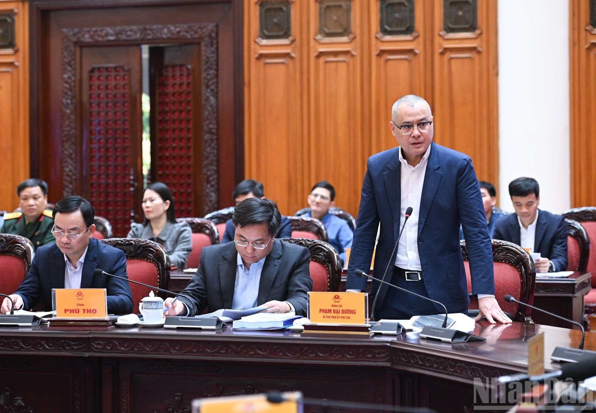 El secretario del Comité del Partido Comunista de Vietnam en la provincia de Phu Tho, Pham Dai Duong habla en la cita.