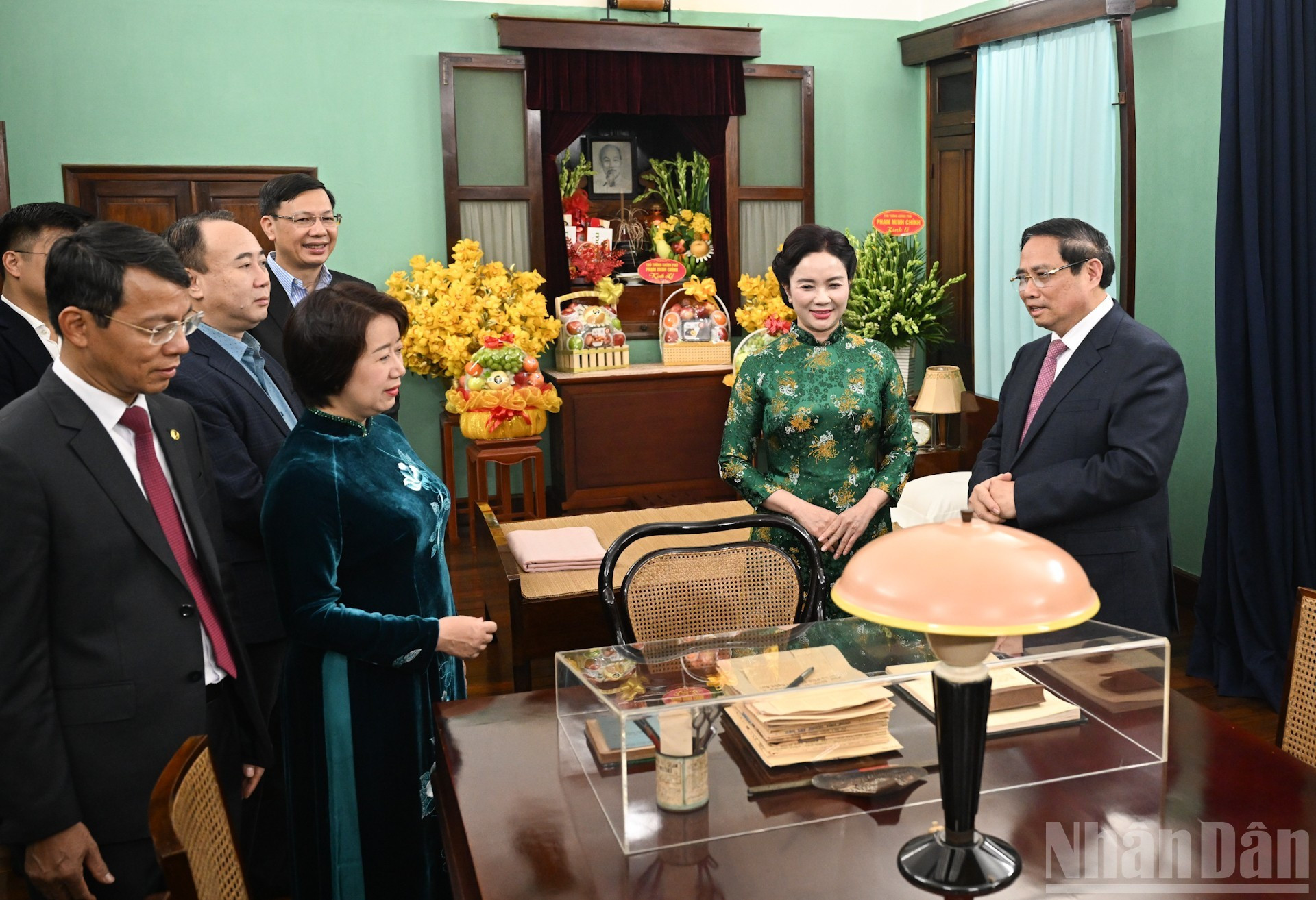 El premier Pham Minh Chinh visita la Casa 67.