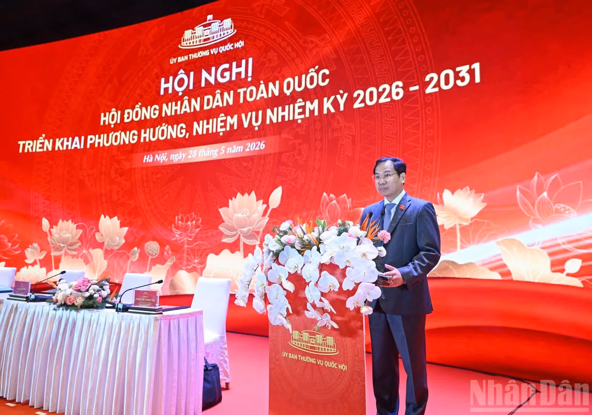 Le Quang Manh, secretario general y jefe de la Oficina de la Asamblea Nacional y titular de la Oficina del Consejo Electoral Nacional, pronuncia el discurso inaugural.