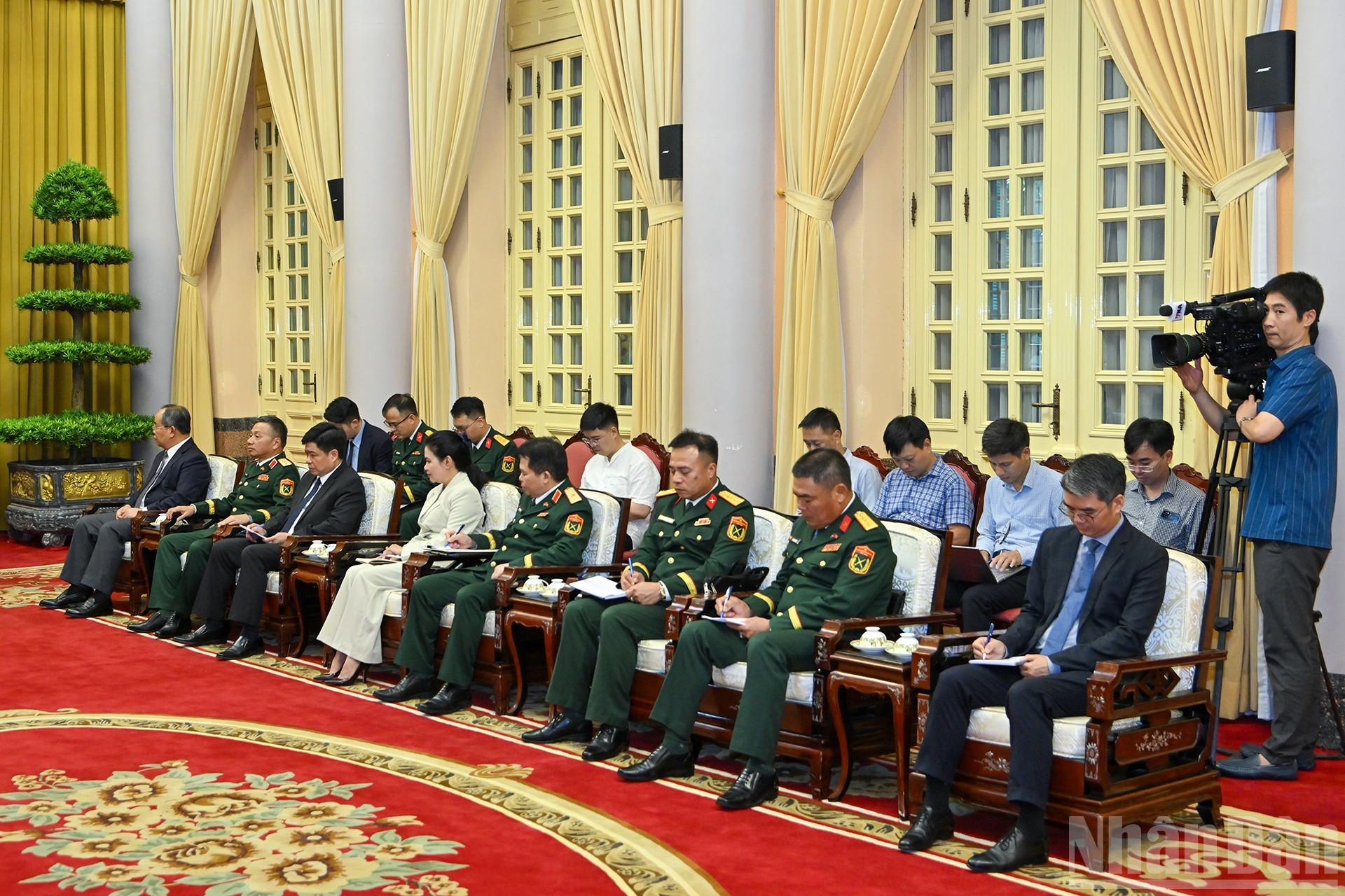 Delegados vietnamitas en el encuentro.