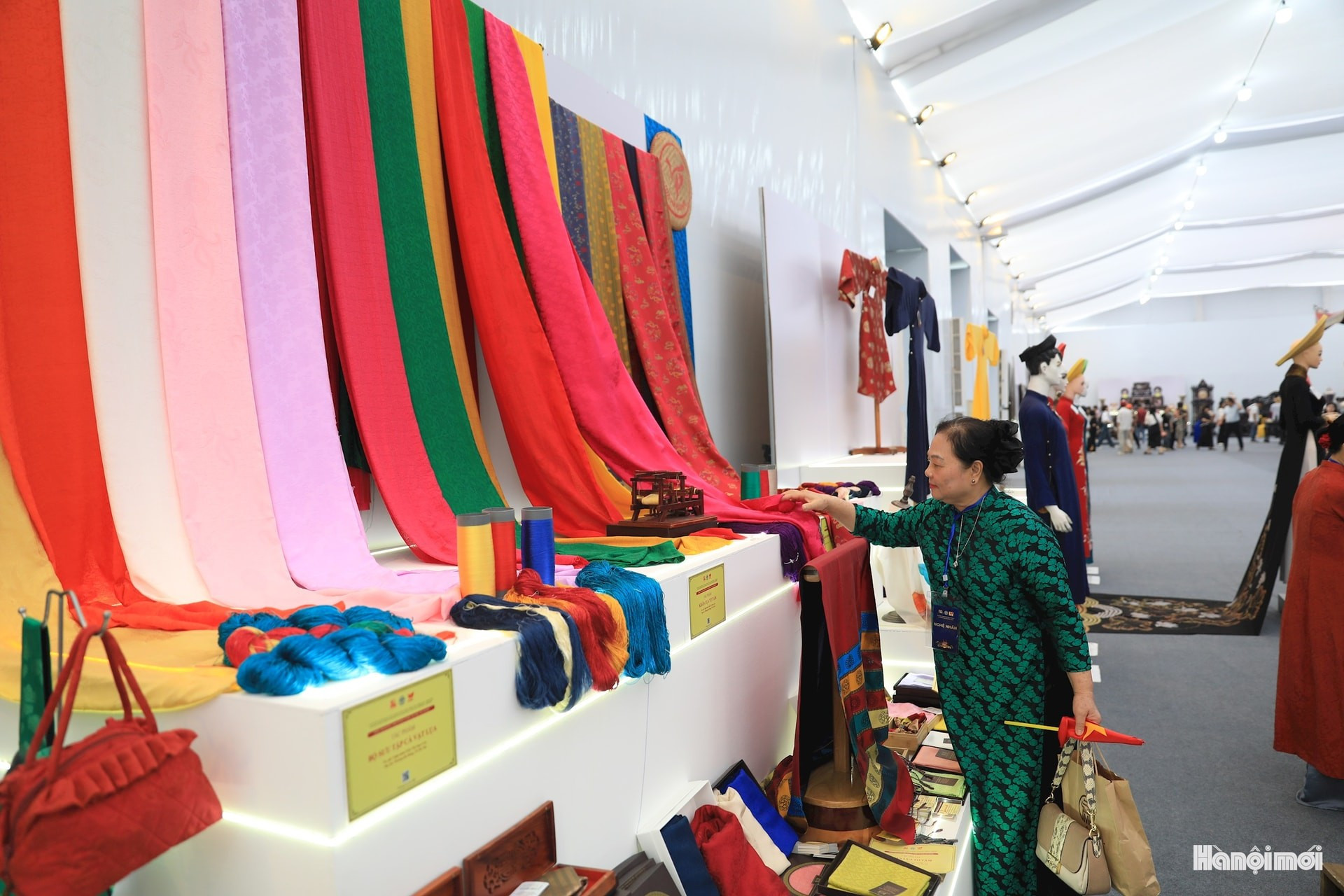 La seda de la aldea de Van Phuc, del barrio de Ha Dong.