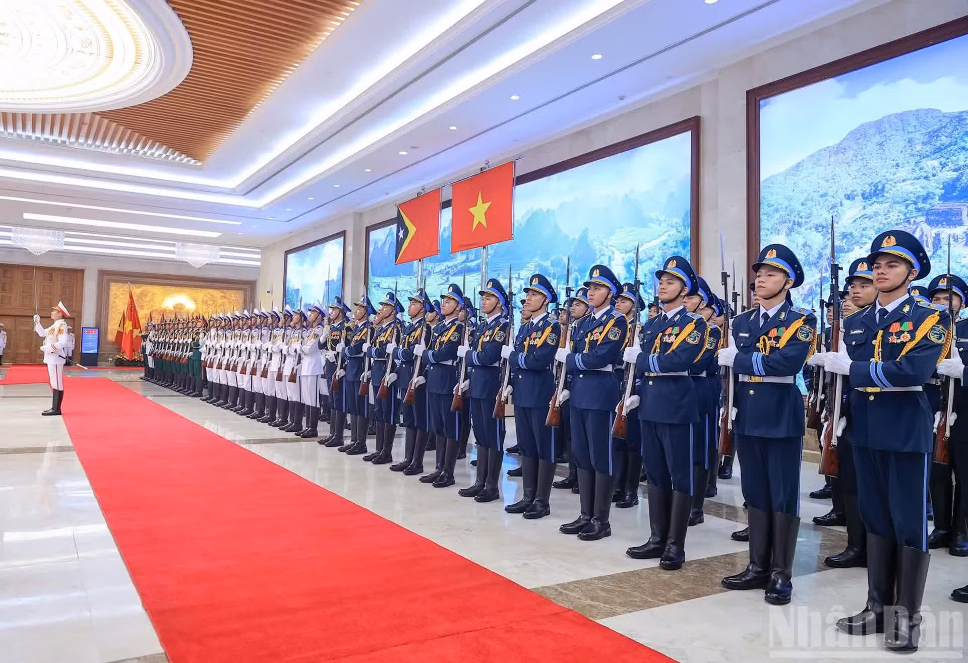 La guardia de honor del Ejército Popular de Vietnam.