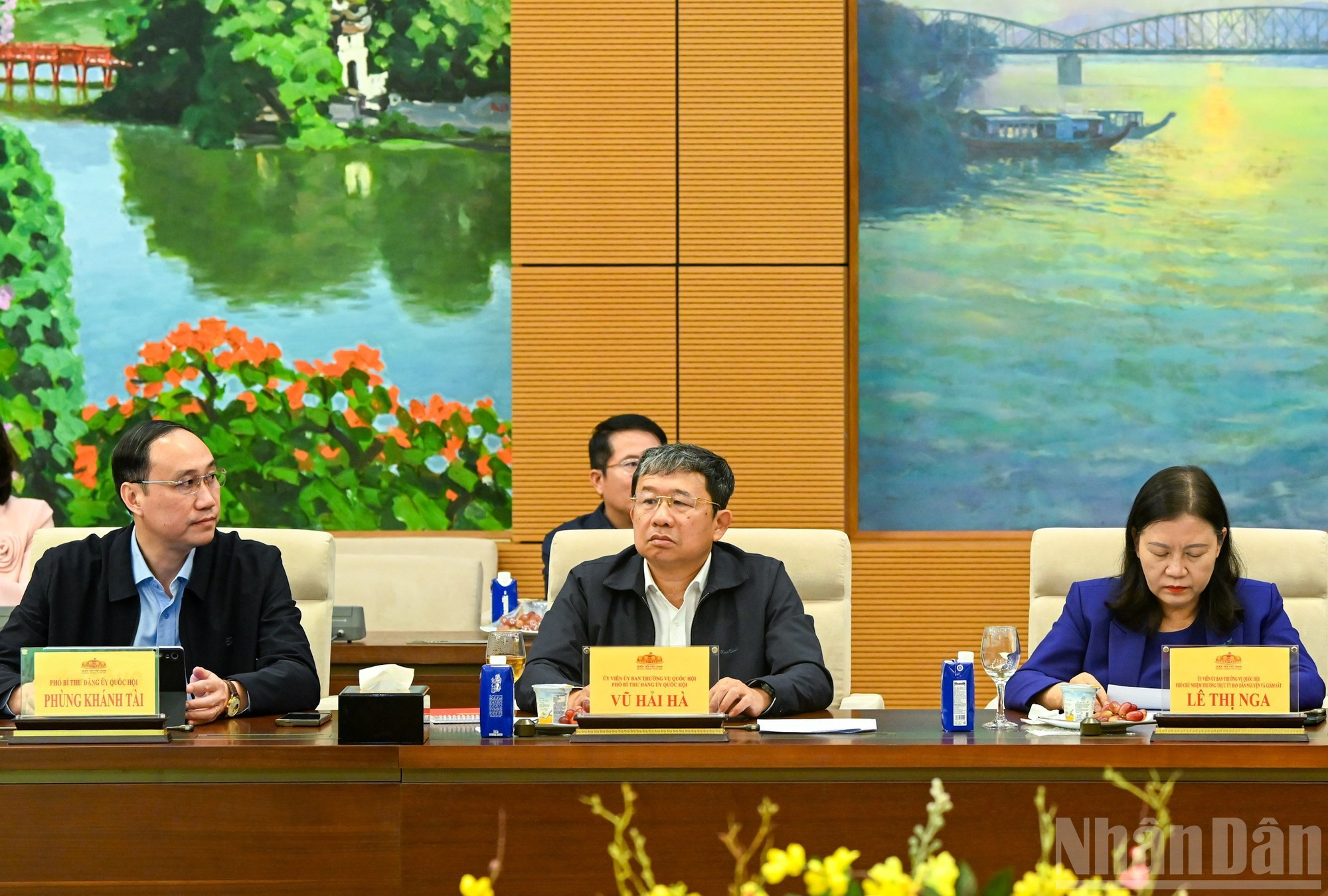 Asistentes a la reunión.