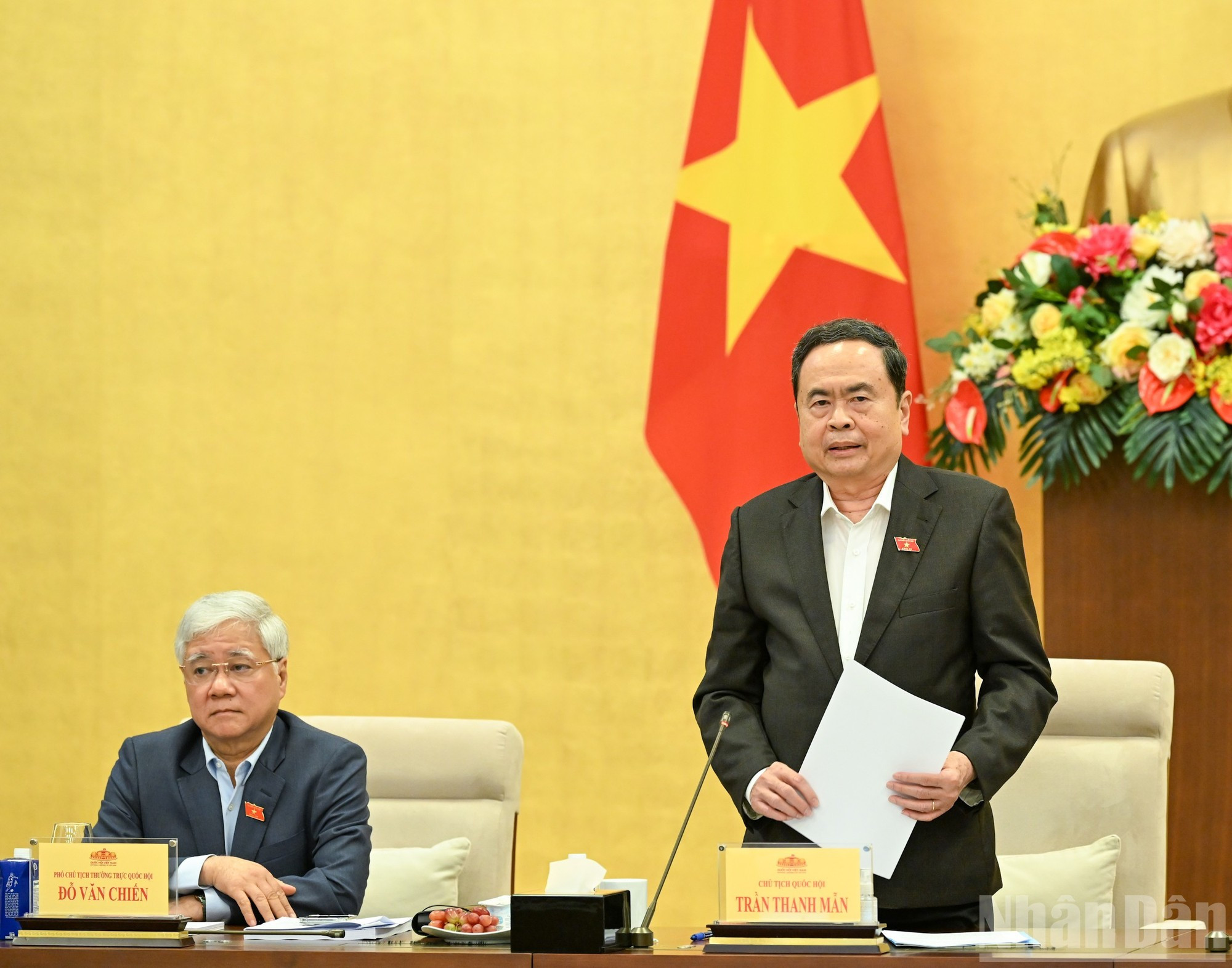 El titular de la ANV, Tran Thanh Man, habla en la reunión.