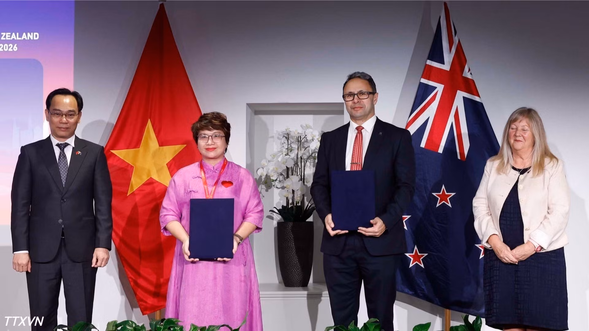 La ceremonia de firma de acuerdos de cooperación.