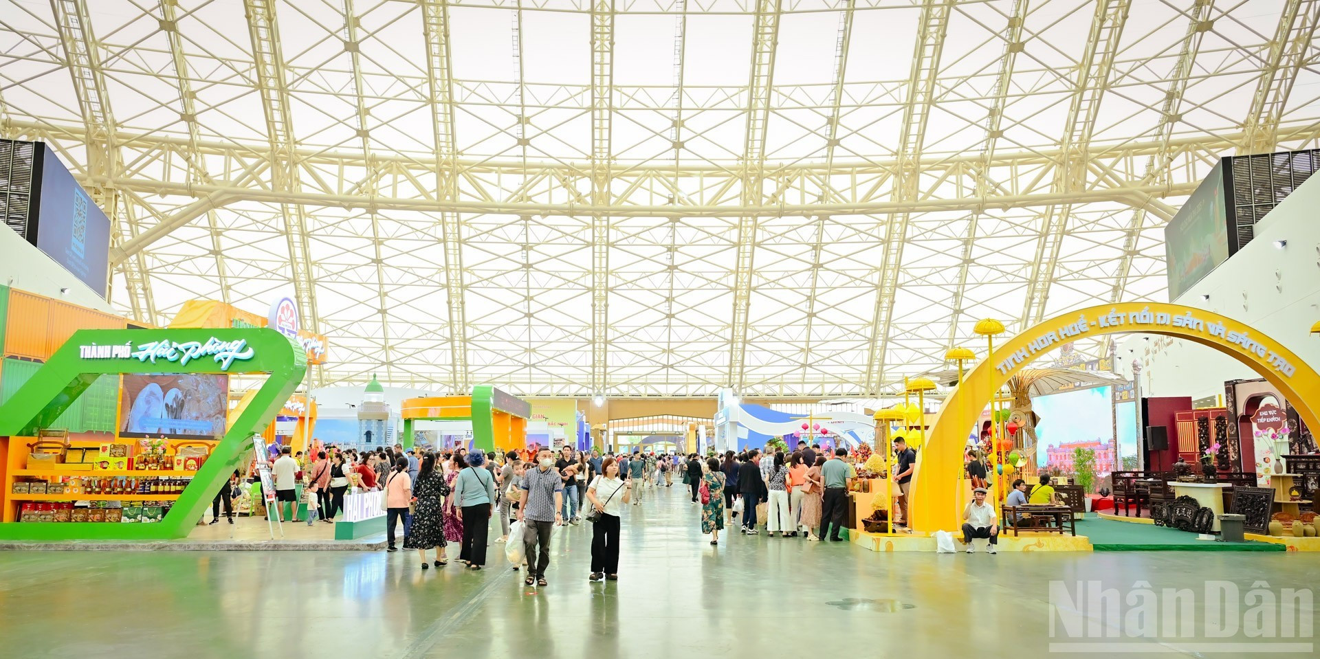 En la cita, las provincias y ciudades presentan especialidades regionales. En la cita, las provincias y ciudades presentan especialidades regionales.