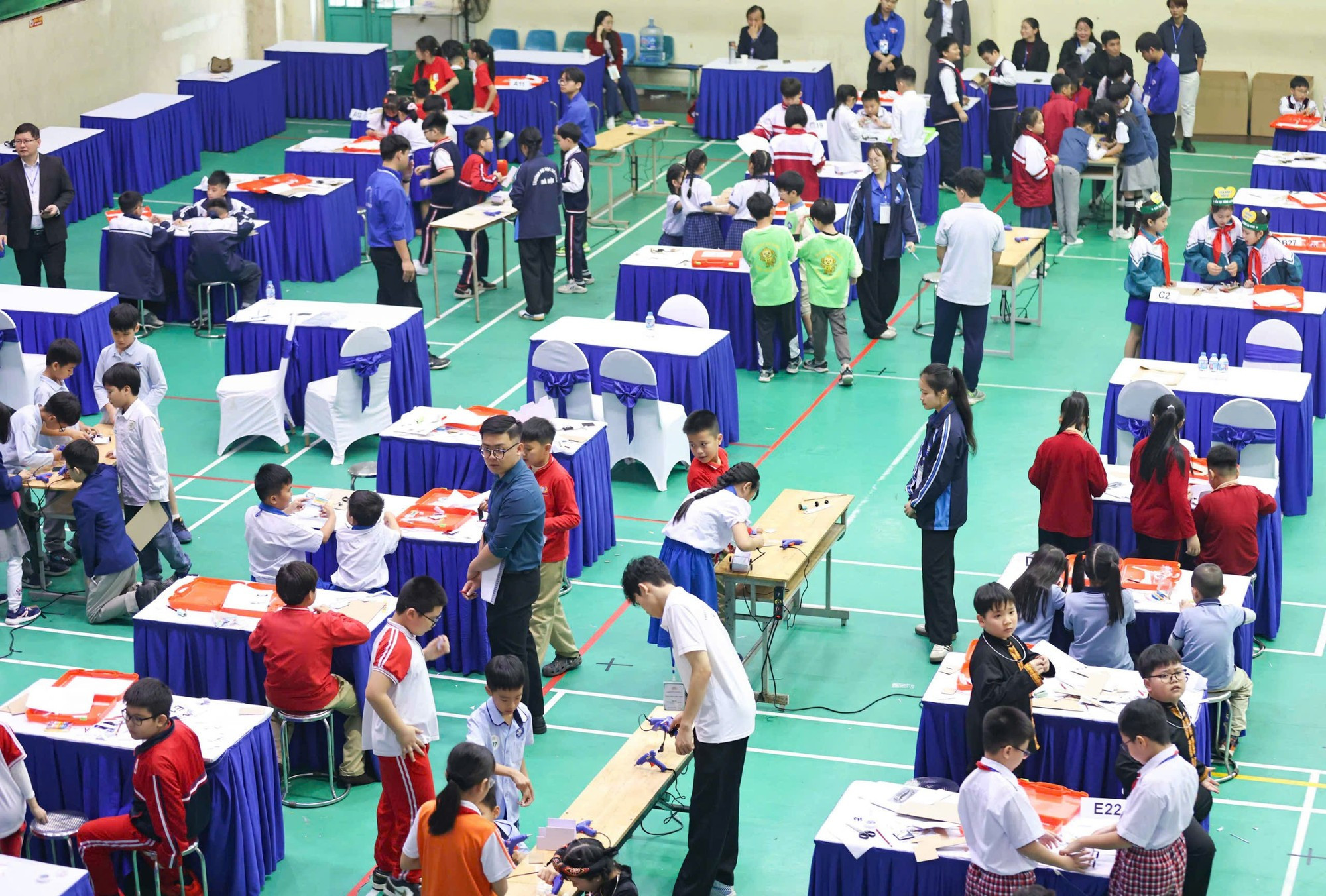 Emociones en la ronda final del certamen.